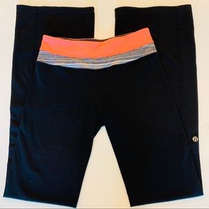 Lululemon - Groove Flare Yoga Pants - Reversible
